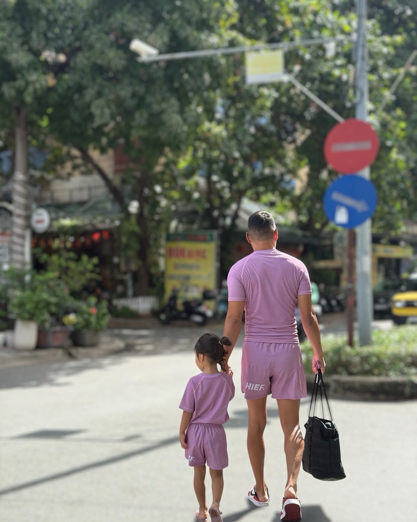 MONO SHORTS PINK